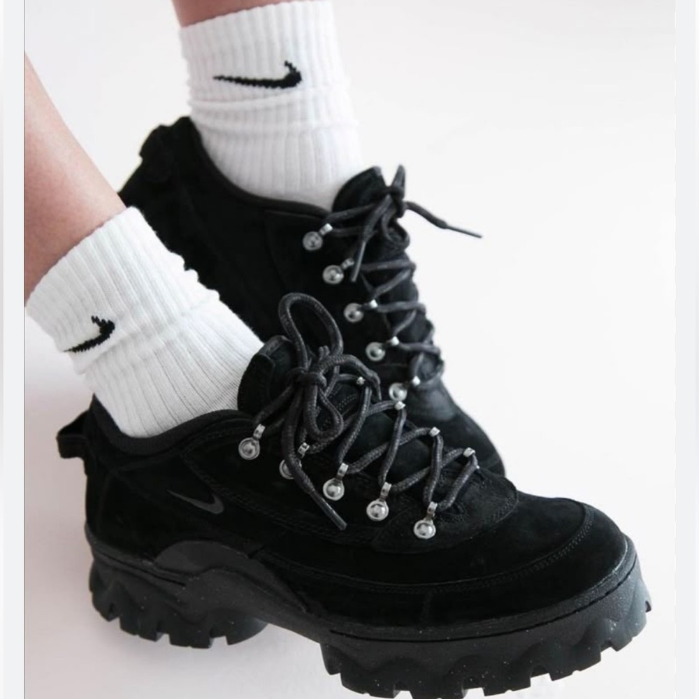 Nike Lahar Low shoes